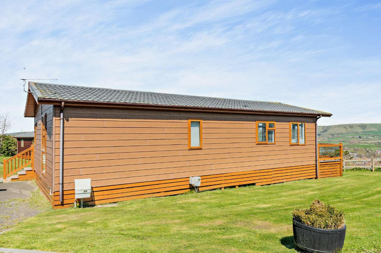 Butterfly Lodge Суонидж Екстериор снимка